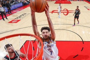 必赢体育-亚历山大盛赞切特：他毫无疑问是全明星球员