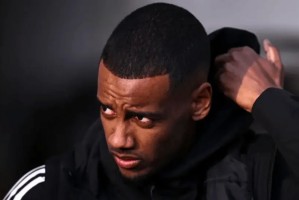 必赢-BBC总结纽卡夏窗：伊萨克让他们心力交瘁，但换来财务灵活性