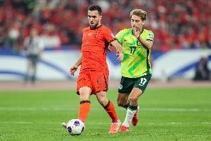 首秀战国足!华裔球员蒂格：我祖父出生在海南 为中国文化背景骄傲