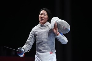 必赢-女佩个人钱佳睿止步八强 女重“四剑客”明日再冲金