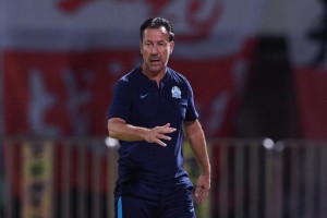 必赢体育-范加斯特豪赌成功！轮换10人还能逼平广州队