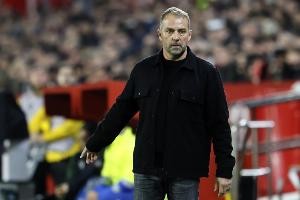 bwin必赢-巴萨上半场仅1次射门&amp;被多特射正7次，均是本赛季上半场表现最差