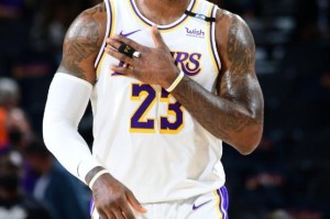 NBA官方解释詹姆斯不用隔离：没有疫情传播风险