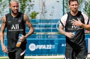 必赢下载-揭秘梅西巴黎首训：第一个到场，训练后集体吃烤肉