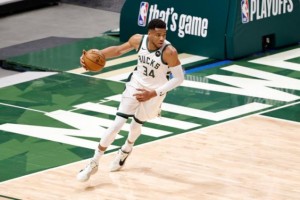 必赢下载-22记穿云箭击穿热火防线 雄鹿三分复苏统治G2